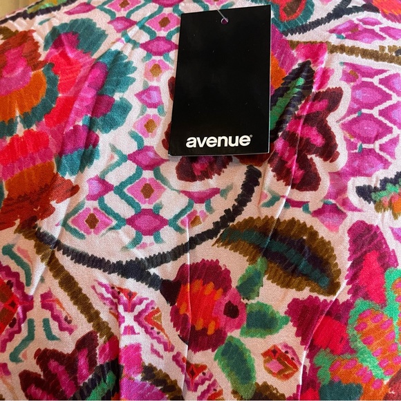 Avenue Women’s Plus Size Tunic NWT Size 20 “Tunic Utopia” - Picture 5 of 5